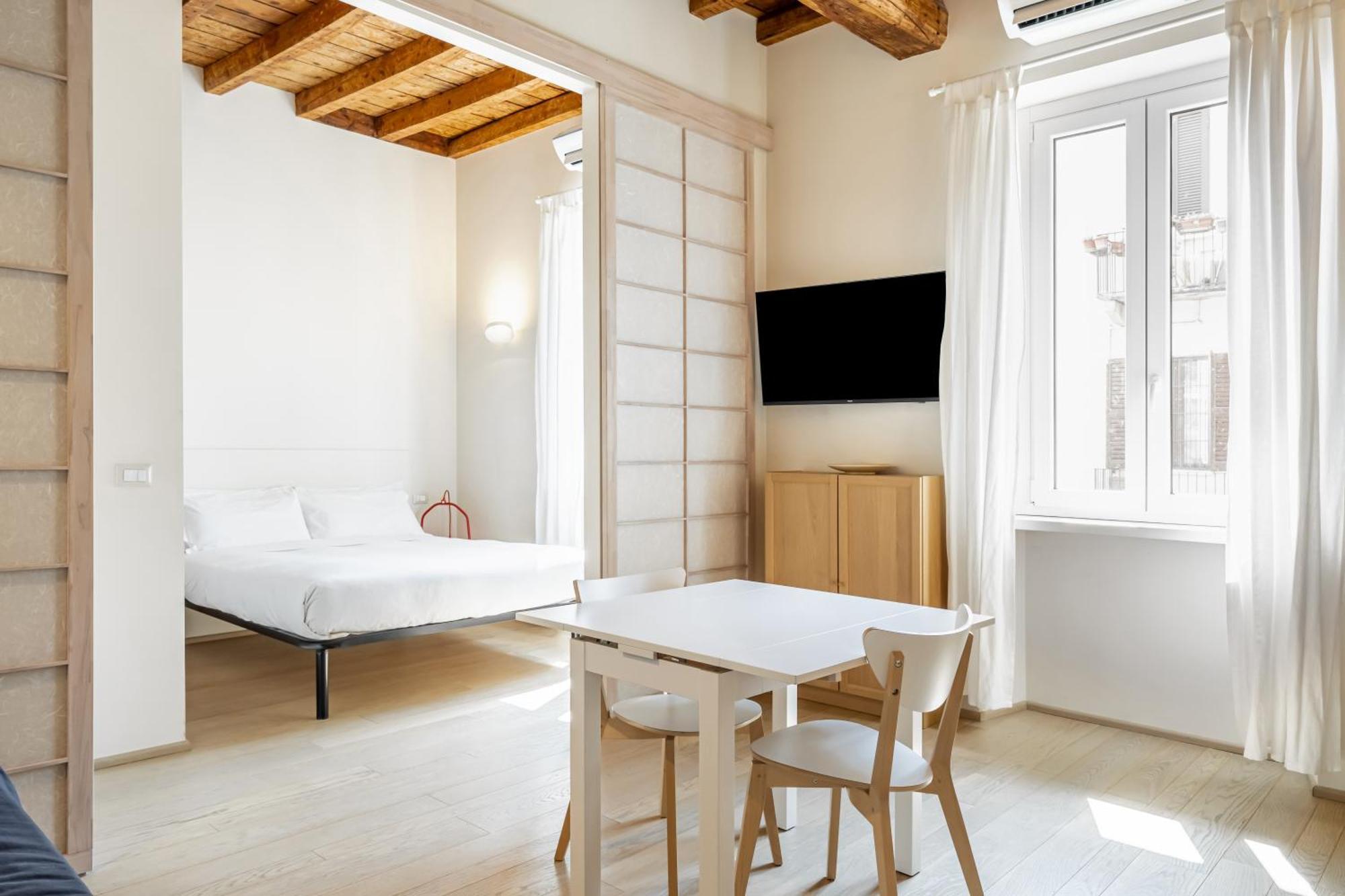 Relstay - Navigli - 1Br Милано Екстериор снимка